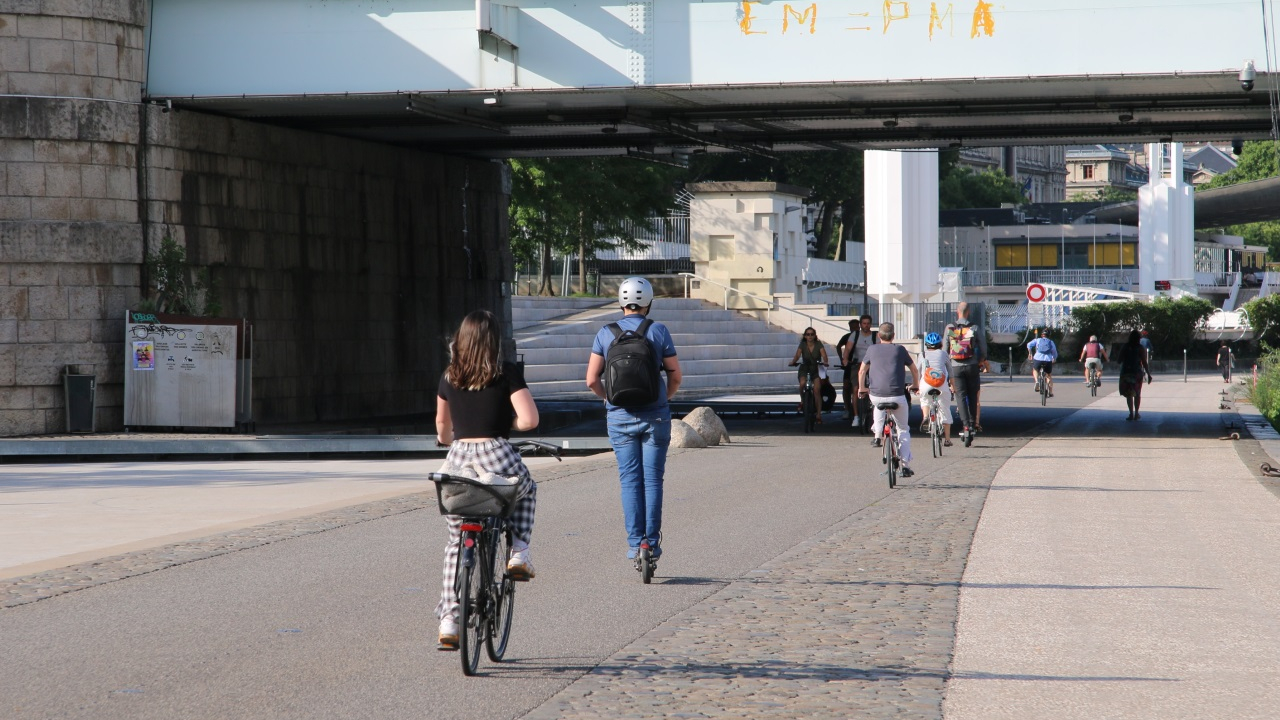 une femme percutée par un scooter alors qu'elle faisait son jogging sur les Berges du Rhône