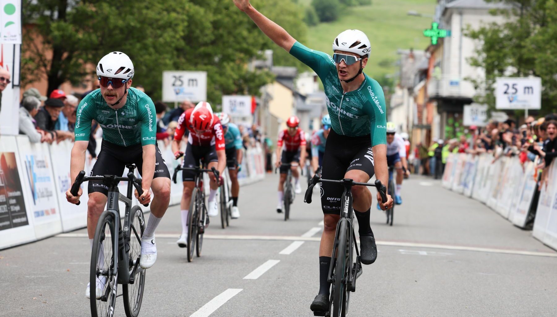 Ronde de l'Isard - Et. 1 : Huw Buck Jones 1er - DirectVelo