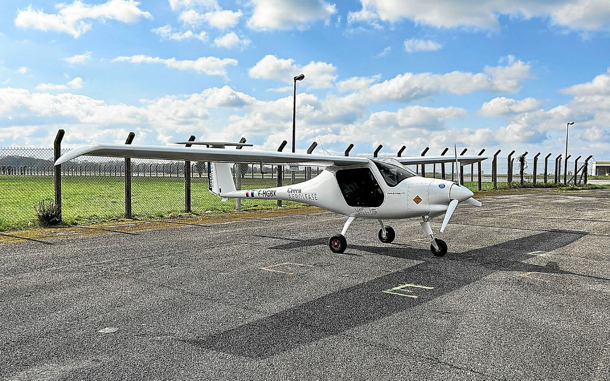 Sans émission de CO2 et ultra-silencieux : cet avion électrique s’installe à l’aéroport de Rennes