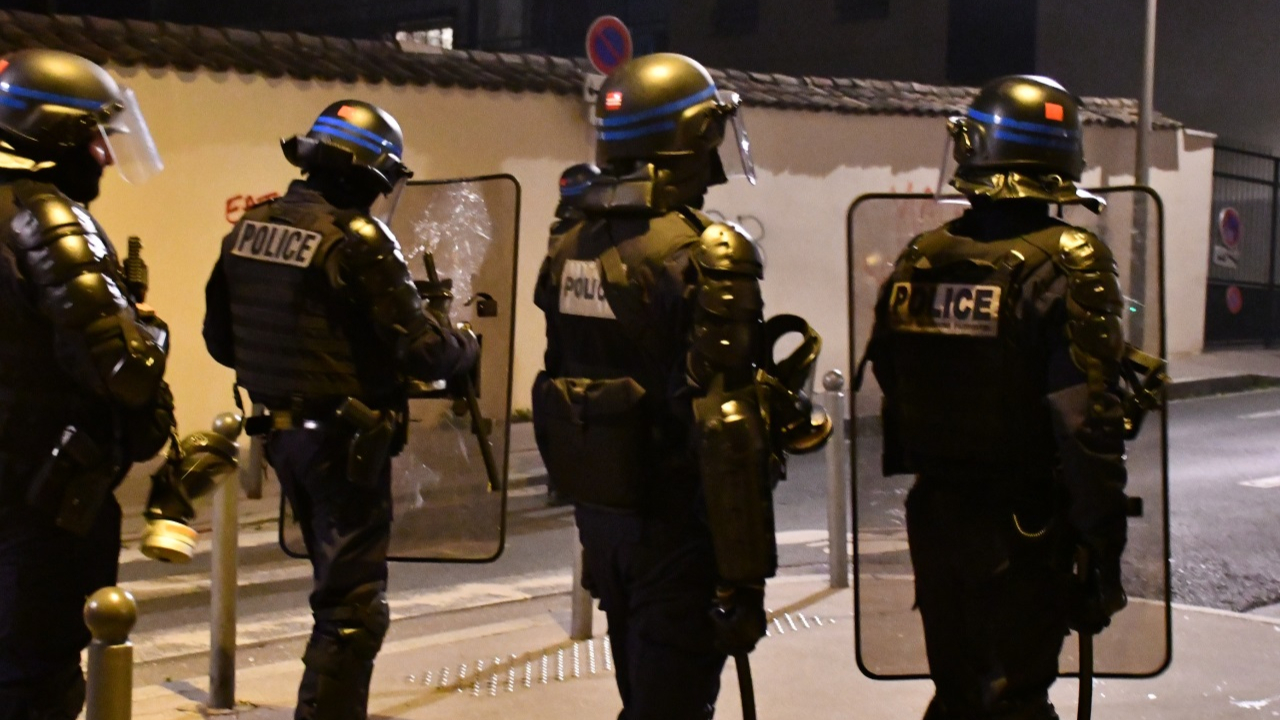 le Carnaval des Pentes maintenu malgré l'interdiction préfectorale, des débordements et des interpellations
