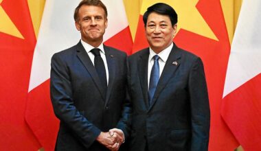 Face à la Chine et aux États-Unis, Macron appelle au Vietnam à préserver un ordre mondial « fondé sur le droit »
