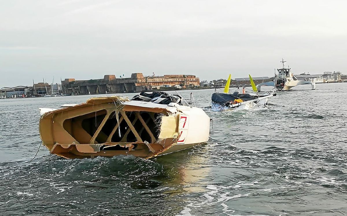 Ce qu’il reste du bateau de course coupé en deux par un cargo [Images]