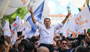 la coalition de droite sortante remporte les élections législatives – Libération