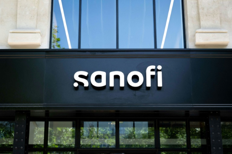 Sanofi compte "investir au moins 20 milliards de dollars aux États-Unis d'ici 2030" ( AFP / ALAIN JOCARD )