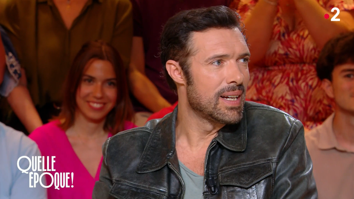 La fin de promotion du dernier livre de Nicolas Bedos a été perturbé par des interventions cinglantes de l’humoriste Paul de Saint-Sernin autour de la notion de consentement.