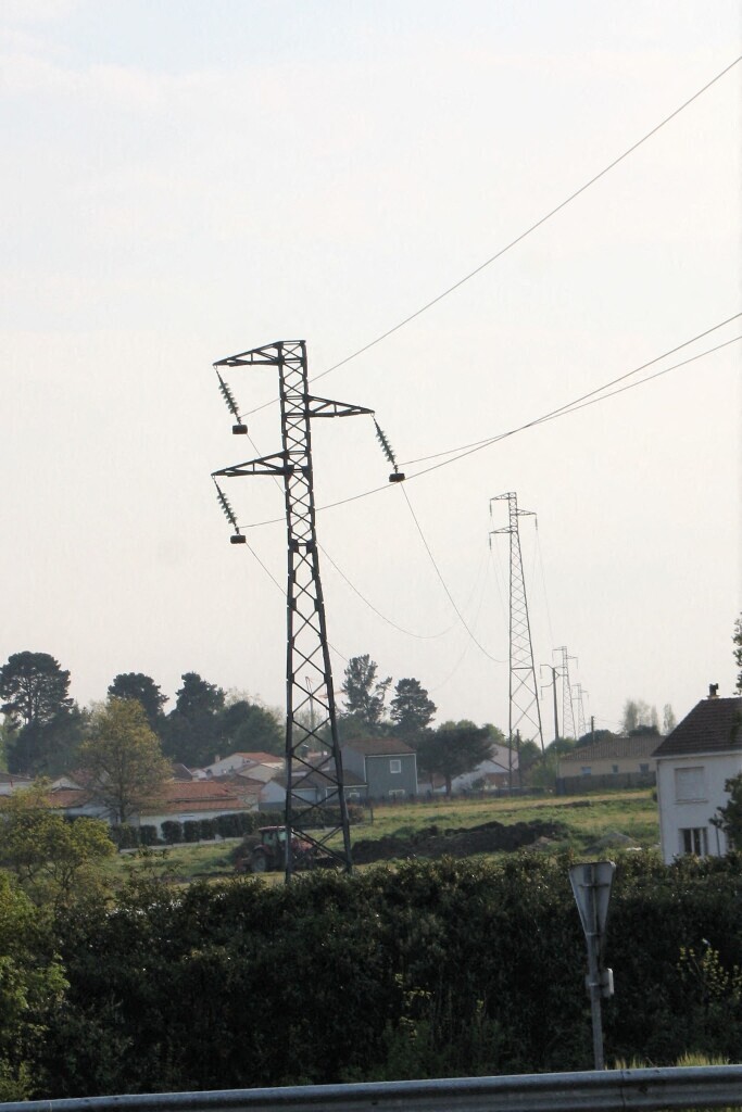 Près de Nantes, cette ligne électrique de 90 000 volts va être supprimée cet été