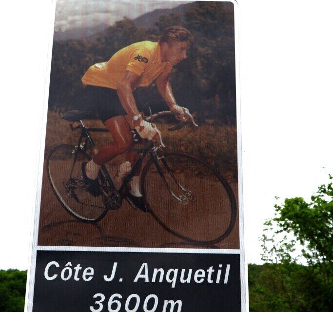 Le début de la côte à Romilly sur Andelle.