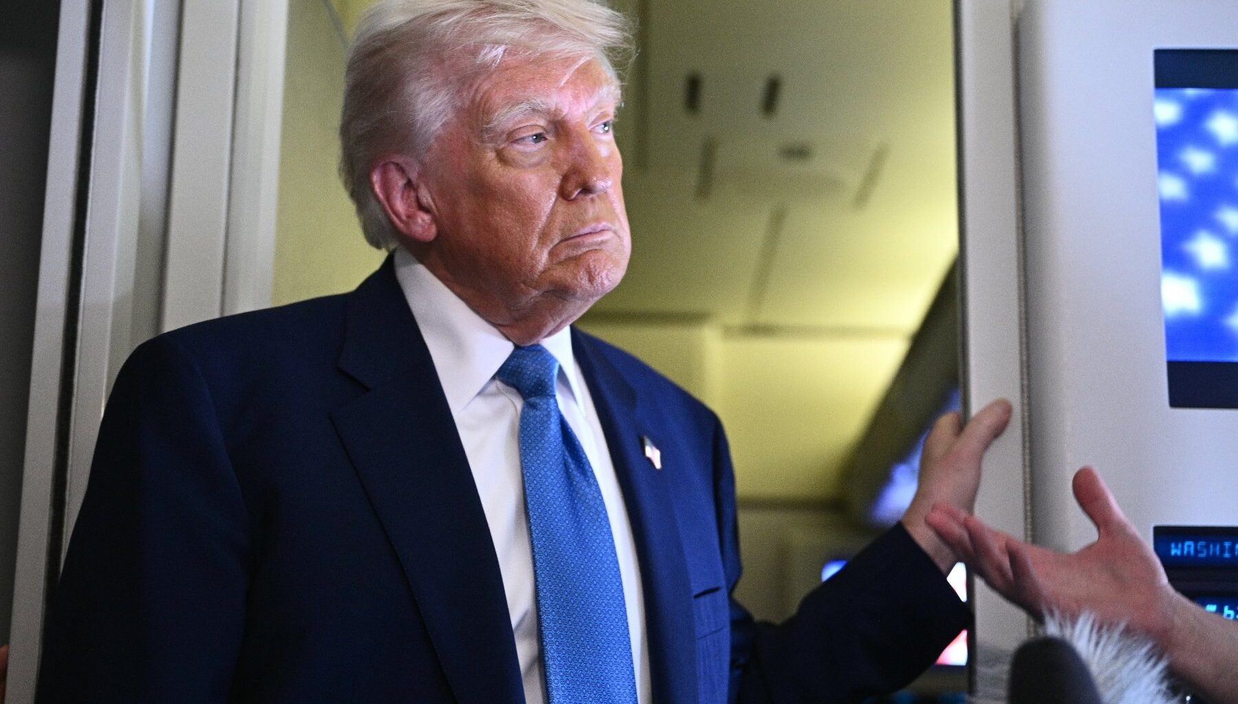 Appel Trump-Poutine lundi, nouvelle tentative pour "mettre fin au bain de sang" en Ukraine