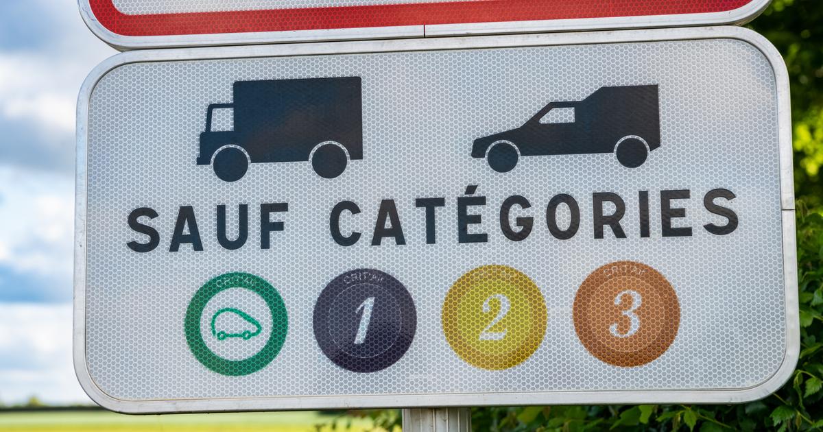 environ 400 motards ont manifesté à Paris ce samedi