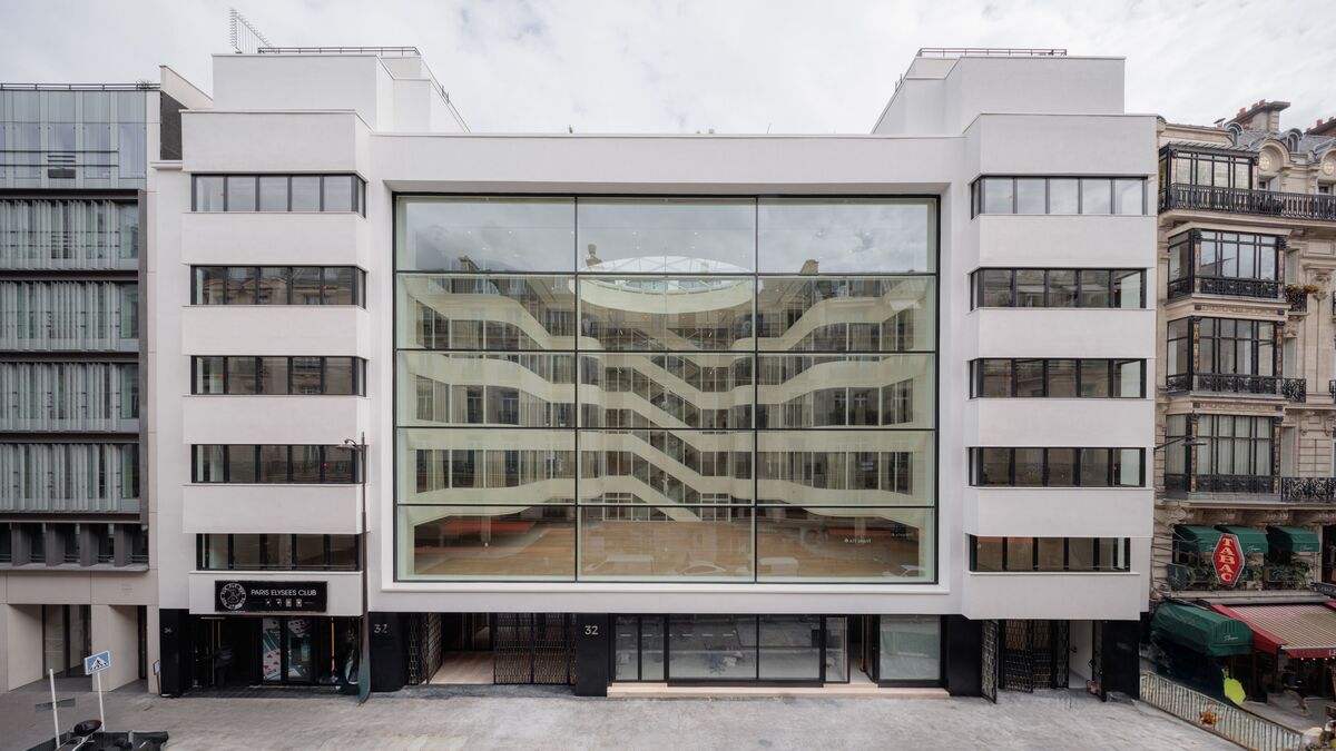 Paris : « au cœur du Triangle d’or », l’emblématique garage Citroën des années 1930 se mue en bureaux modernes