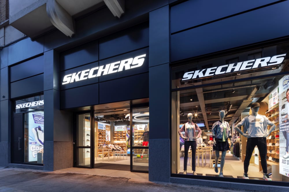 Skechers déploie son concept de retail centré sur la performance en Europe.