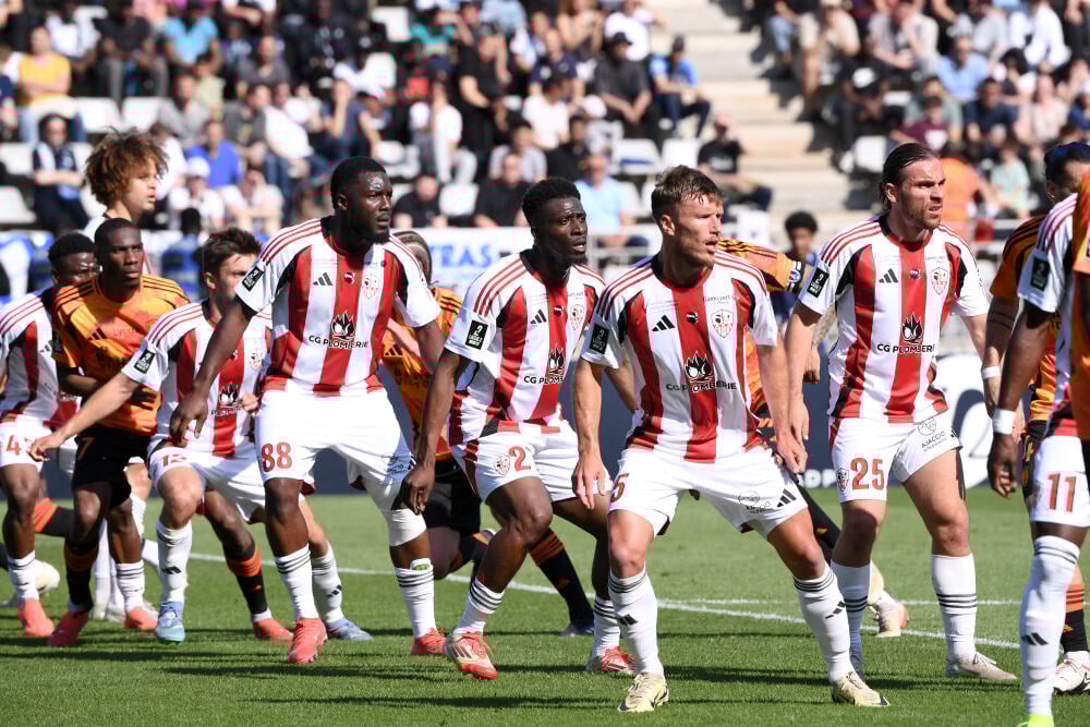 "Non, Paris FC -  AC Ajaccio ne sera pas le dernier match professionnel du club" selon Alain Orsoni après une défaite anecdotique à Charlety
