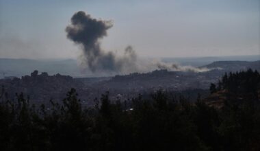 Israël bombarde les environs du palais du président syrien