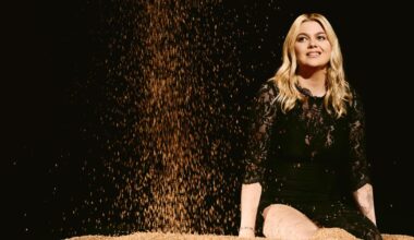 Stéphane Bern donne des nouvelles de Louane après l’Eurovision