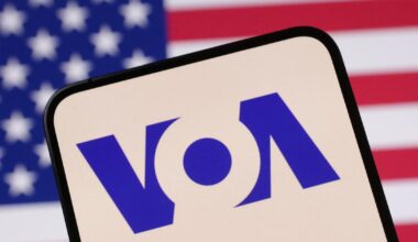 aux États-Unis, la radio publique Voice of America se sépare de centaines de contractuels
