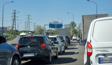 gros bouchon à la sortie de Lille après un accident impliquant un poids lourd