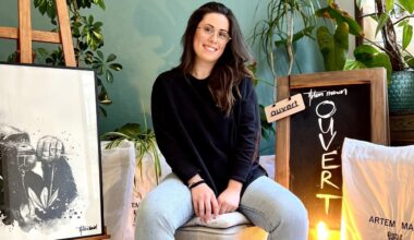 Une artiste peintre de la Sarthe ouvre sa boutique d’exposition à Fresnay-sur-Sarthe