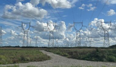 À quoi vont vraiment servir les 200 milliards d’euros d’investissement prévus dans les réseaux électriques ?