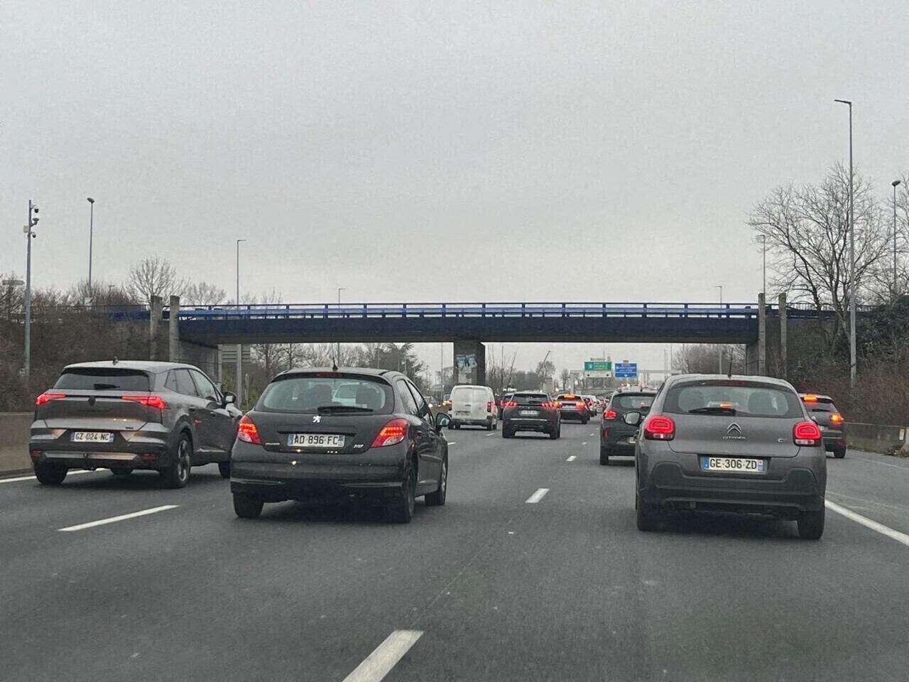 Autoroutes en travaux, incident en prison, un ex-maire devant la justice... l'info à midi en Île-de-France