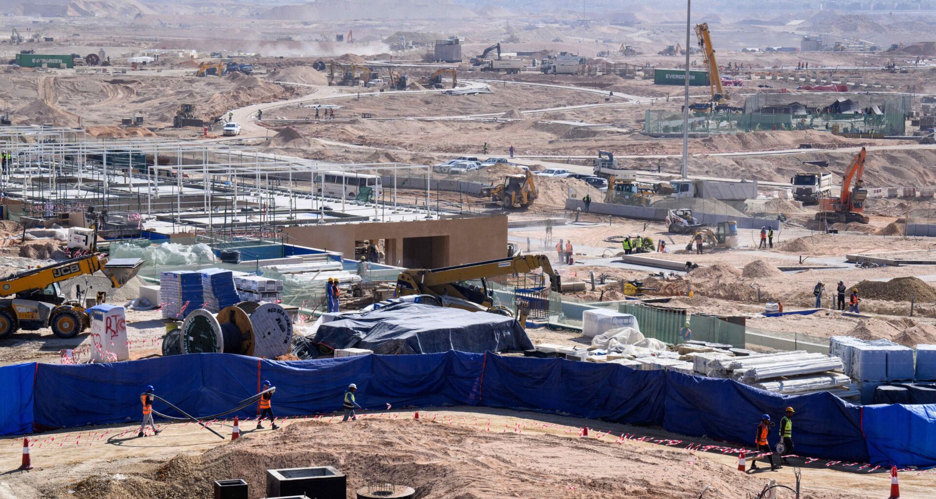Arabie saoudite : Formule 1, Coupe du monde 2034… le désert des droits sociaux des travailleurs qui construisent les infrastructures