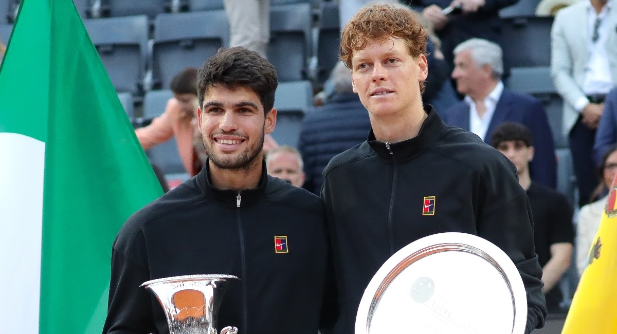Roland Garros > Carlos Alcaraz : "Je ne vais certainement pas placer ma rivalité avec Jannik Sinner au même niveau que celles entre Federer, Nadal et Djokovic ou Borg et McEnroe"