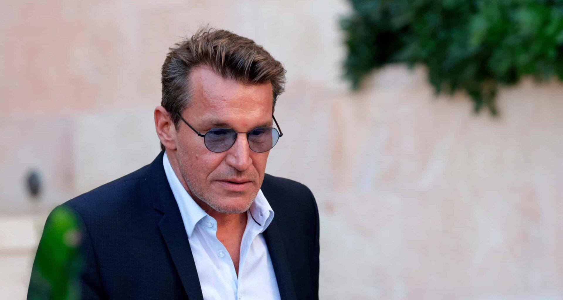 Benjamin Castaldi hospitalisé en urgence à Marseille : gros incident avec son "hélicoptère télécommandé"