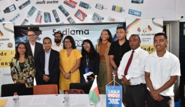 Freund Kitra et Festival "Made in Germany" pour marquer son premier anniversaire 
