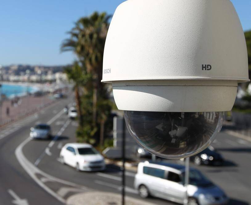 Reconnaissance faciale: le maire de Nice est pour, les associations de défense des droits de l’homme alertent... On fait le point
