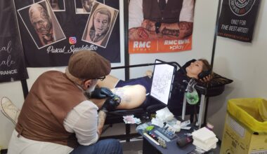 La convention du tatouage se poursuit ce dimanche à Sanary