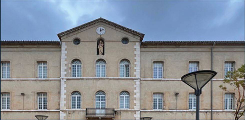 Un appel pour "sauver" l’horloge de l’institution Sainte-Marie à La Seyne
