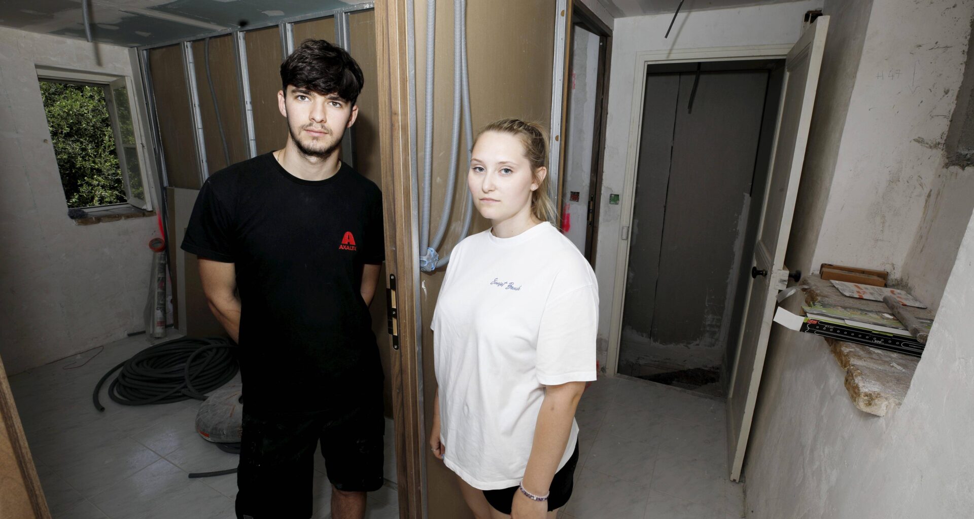 Ils achètent une maison sur les hauteurs de Nice: 8 mois après, ils attendent toujours l’électricité
