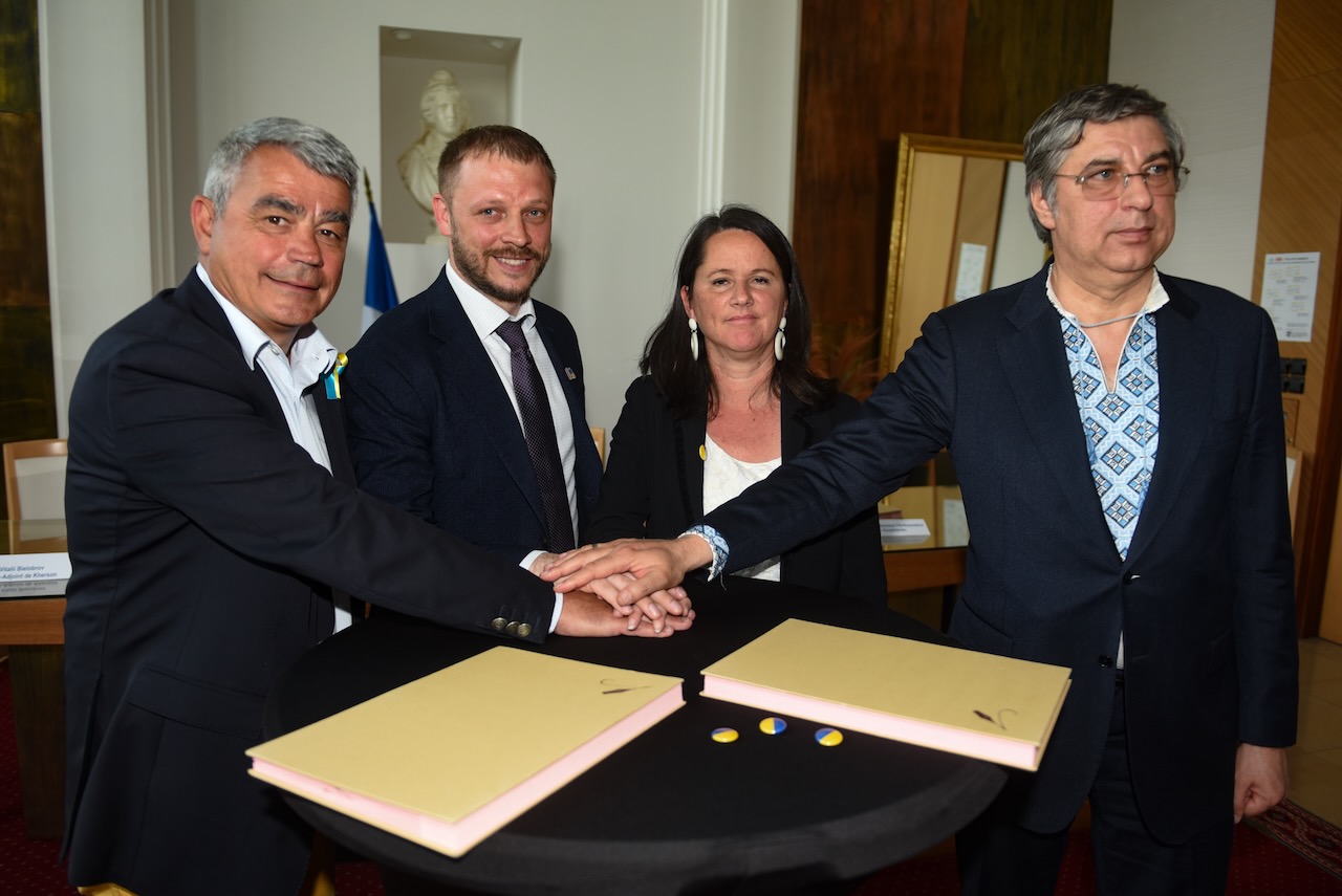 Ukraine. Nantes Métropole et Saint-Nazaire Agglo signent un partenariat avec Kherson