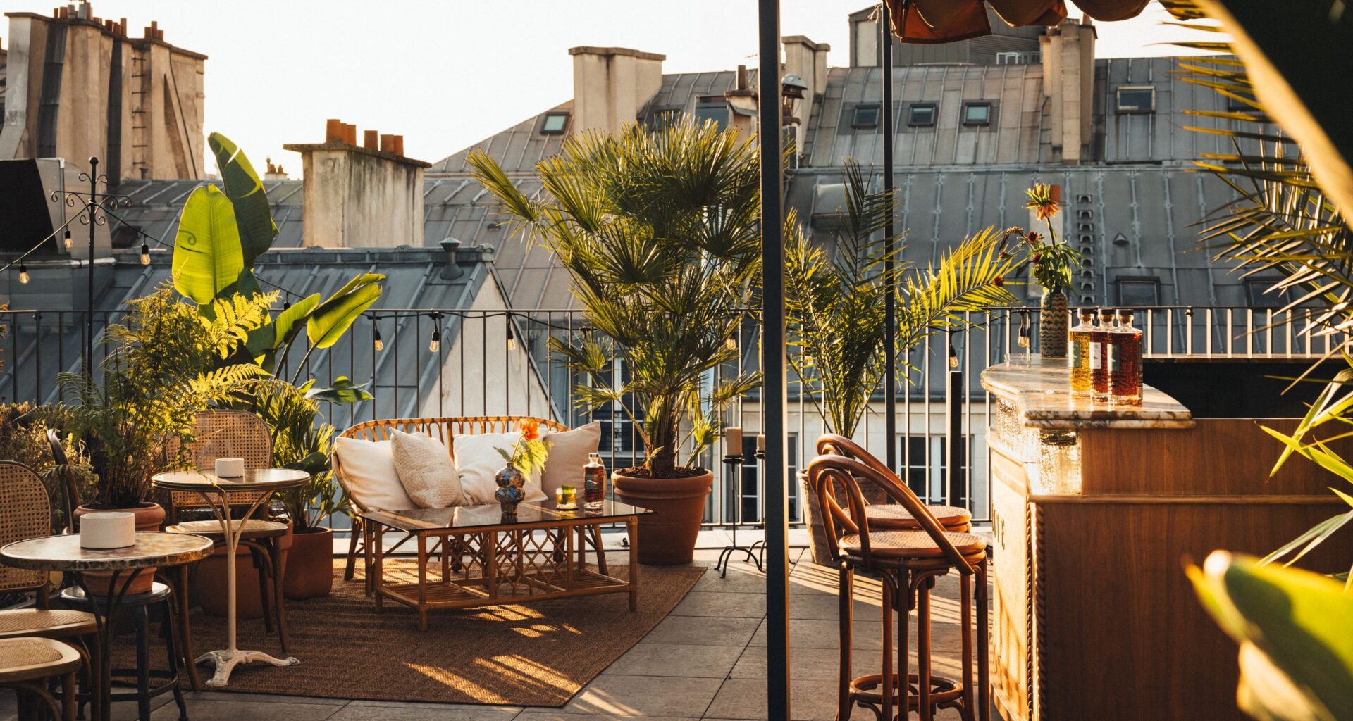 Les 17 meilleurs rooftops de Paris où passer ses soirées d'été
