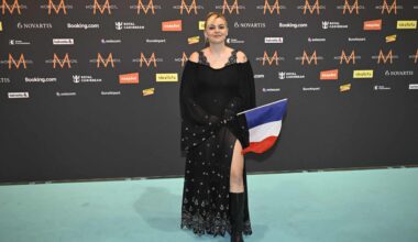 Eurovision 2025 : Esmée sur les traces de sa mère Louane, elle "écrit déjà des chansons"