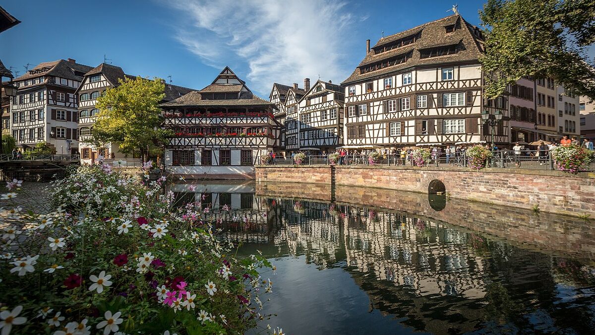 Prix de l’immobilier à Strasbourg : découvrez les dix rues les plus chères de la capitale de Noël
