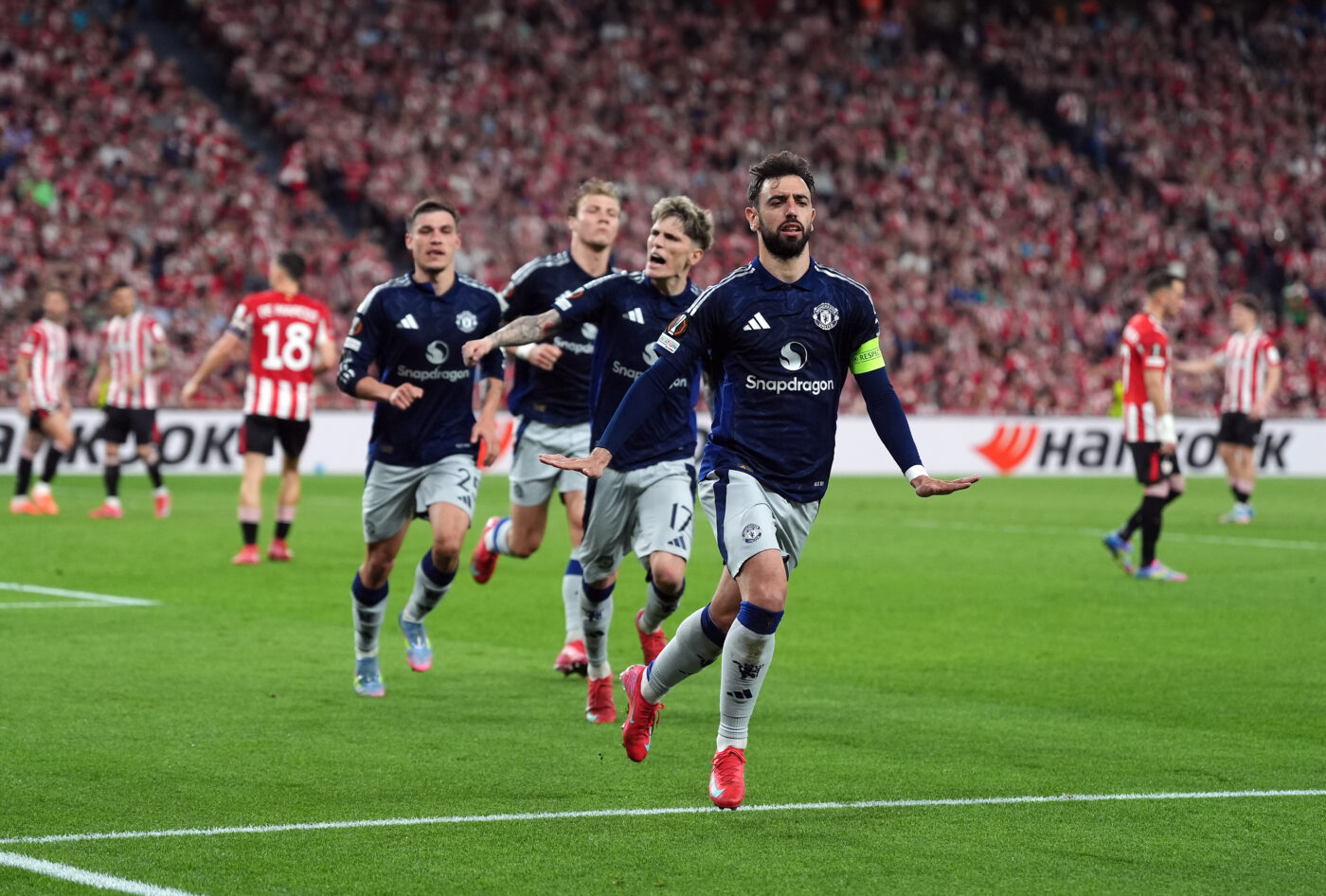 United et Tottenham se donnent déjà rendez-vous en finale de C3 - C3 - Demies