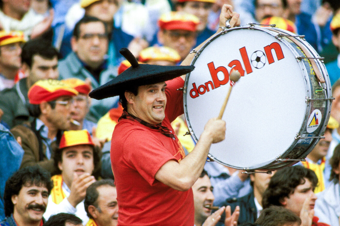L'Espagne pleure son supporter le plus légendaire - International - Espagne