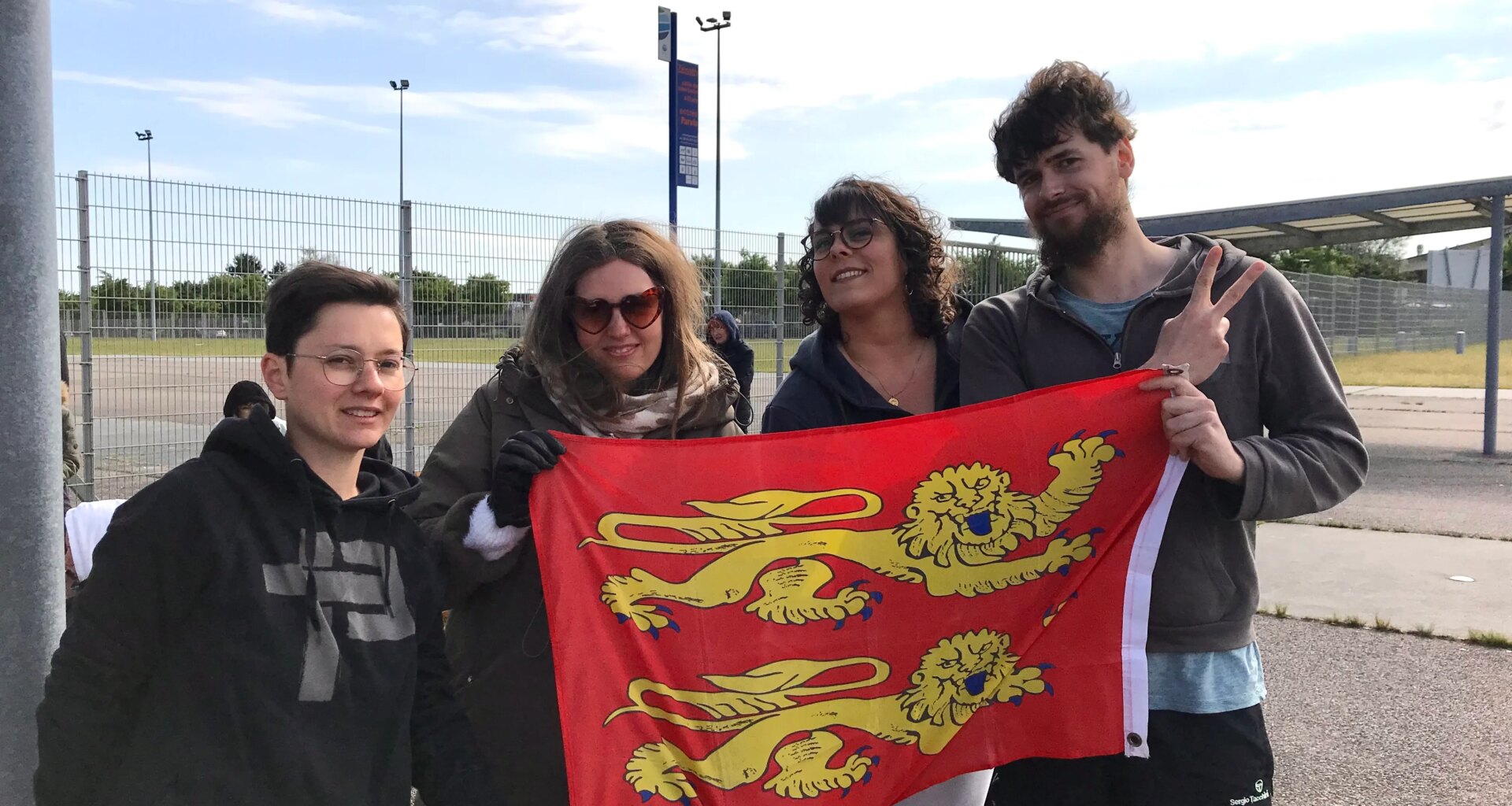 "On aime être au premier rang pour être au plus près du groupe"