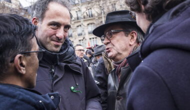 Jean-Luc Mélenchon dit merci à Raphaël Glucksmann – Libération
