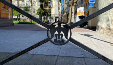 L’aigle niçois monte sur les barricades de la ville