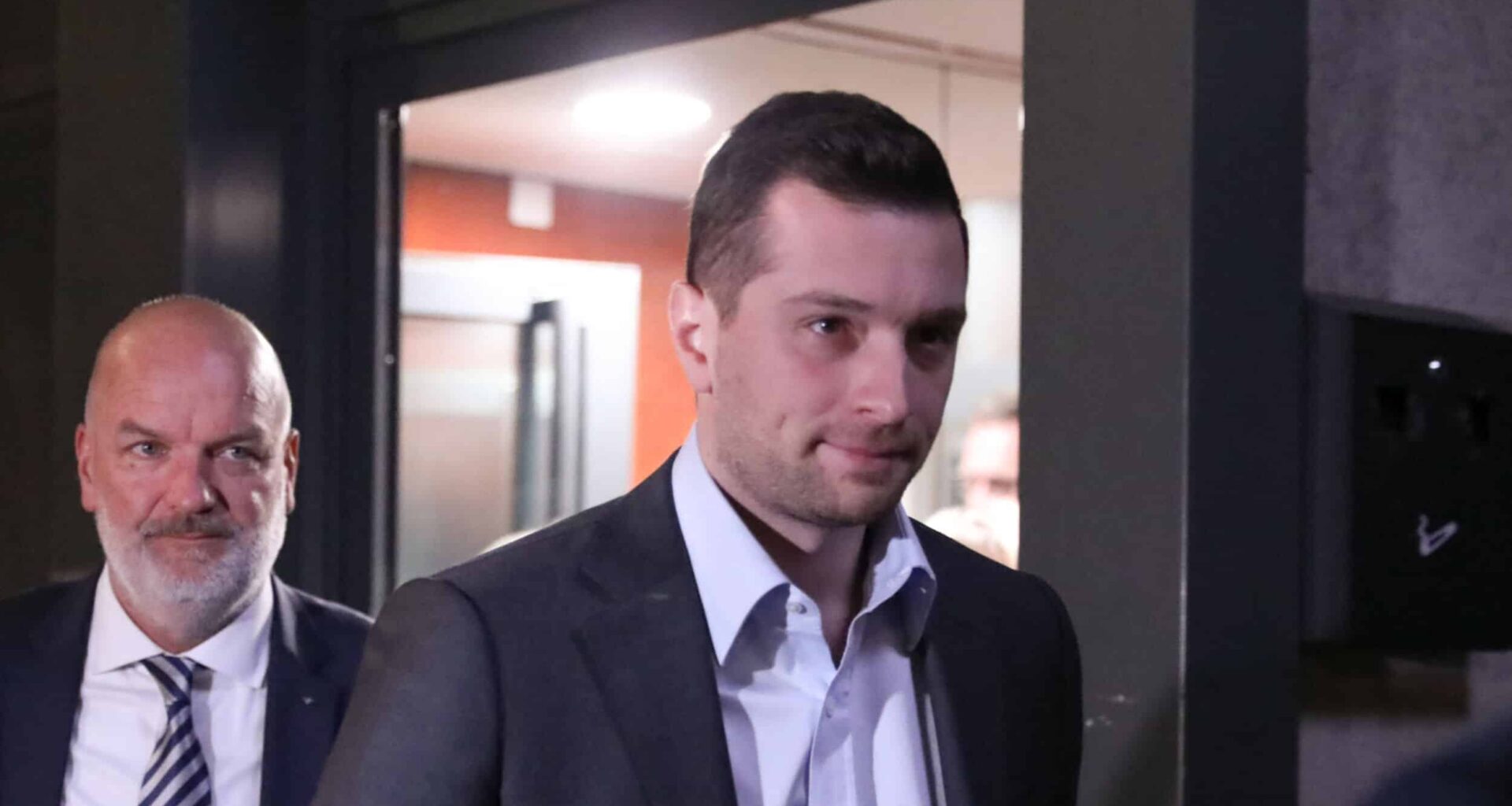 Jordan Bardella : pourquoi sa maman est obligée de porter une perruque ?