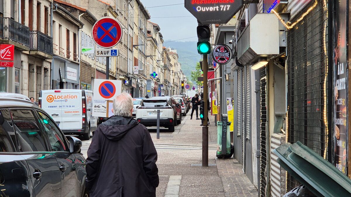 Commerces de nuit, alcool, drogue… Comment Saint-Étienne essaie de sauver sa rue de tous les dangers