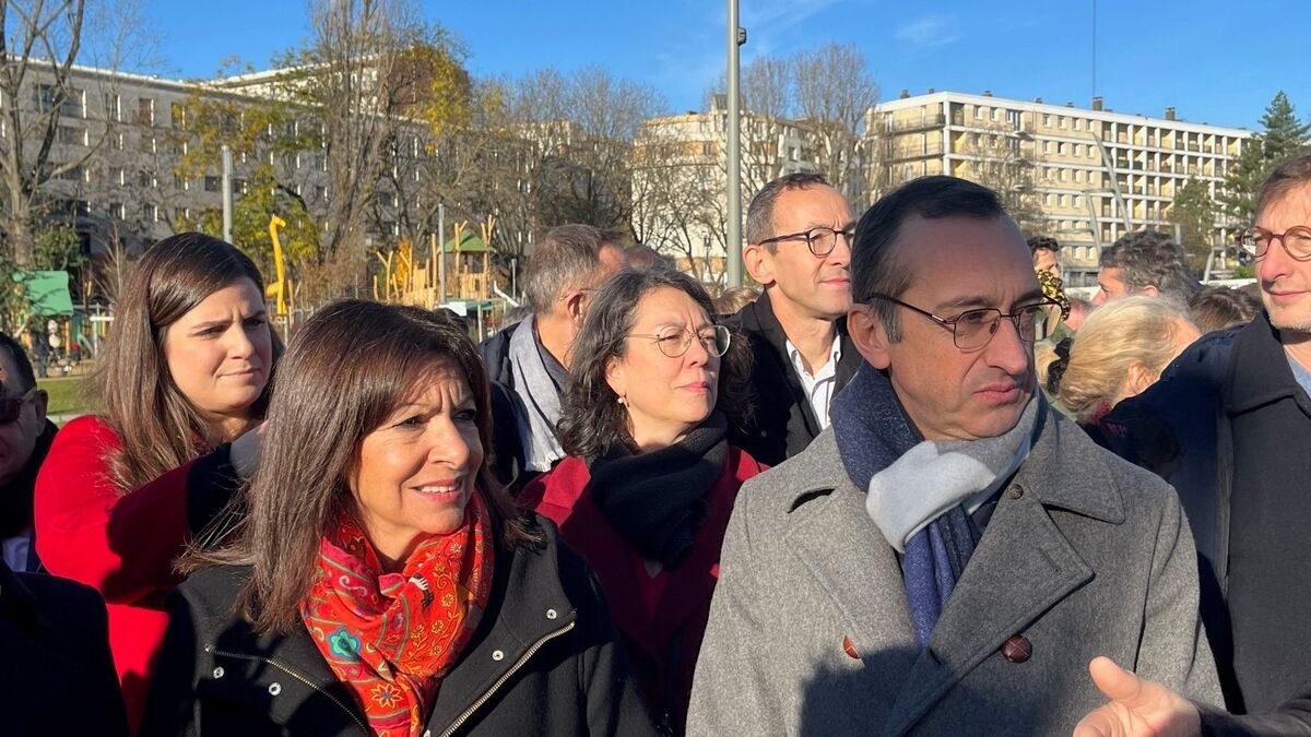 Municipales à Paris : au PS, le casse-tête des investitures des têtes de liste dans les arrondissements
