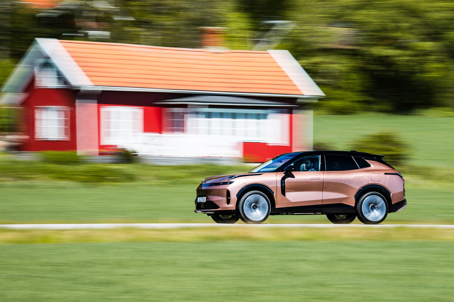 Lynk & Co 08 16