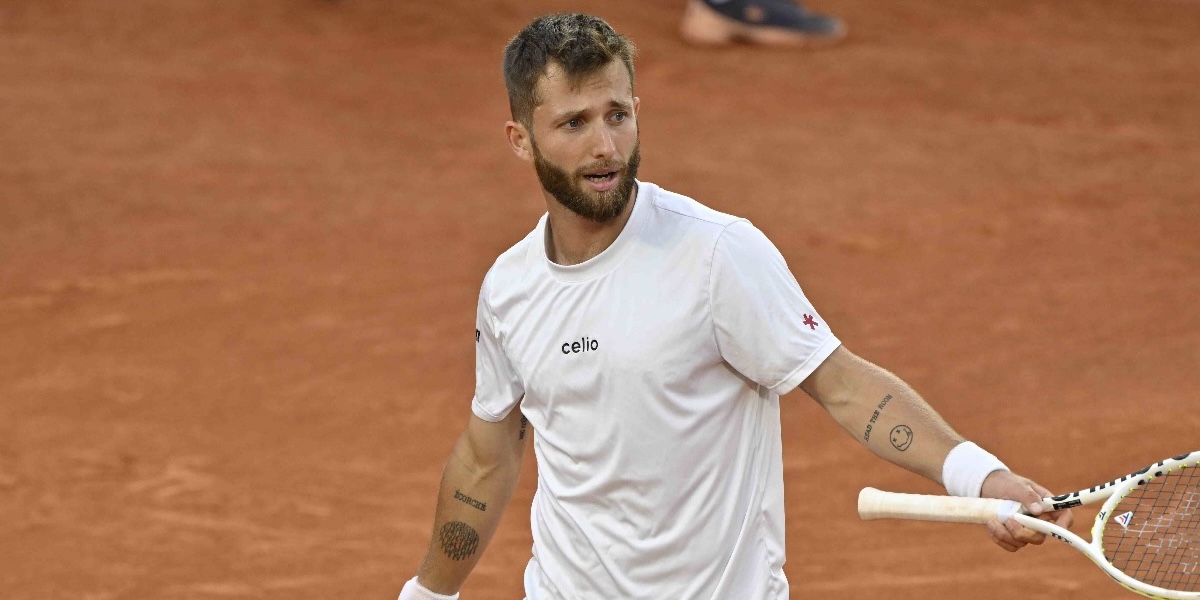 Roland Garros > Moutet au public avant d'affronter Djokovic au deuxième tour : "Mettez-vous d’accord si vous voulez du spectacle ou pas parce que là, je n'étais pas trop sûr. Parfois, j’avais l’impression que je vous satisfaisais, et après, vous étiez déçus..."