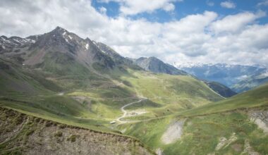 « Une chute de 200 m » : un alpiniste meurt dans les Hautes-Pyrénées