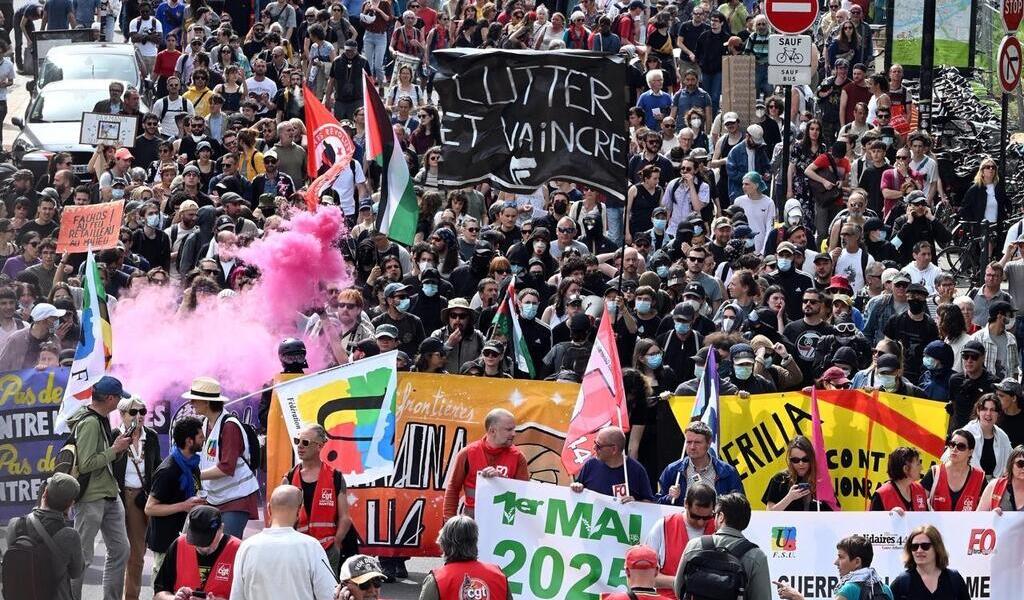Manifestations du 1er Mai : plus de 300 000 manifestants selon la CGT, 157 000 d’après