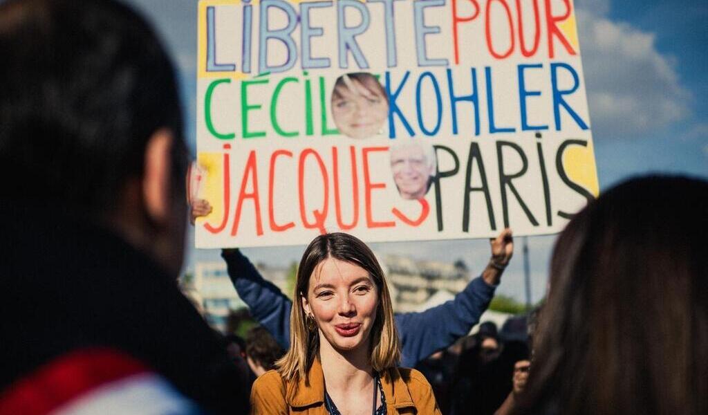 Des rassemblements en soutien à Cécile Kohler et Jacques Paris, otages en Iran depuis trois ans