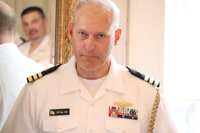 photo mark knox, attaché naval adjoint de l’ambassade des états-unis d’amérique, est venu à l’institut franco-américain de rennes, pour accueillir la délégation des marins de la marine nationale.  ©  ouest-france