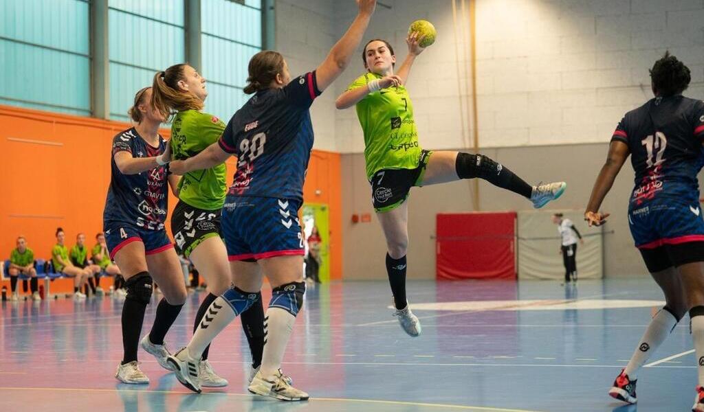 Ille-et-Vilaine - Handball. N1F : Le CPB Rennes accroché par Harnes . Sport